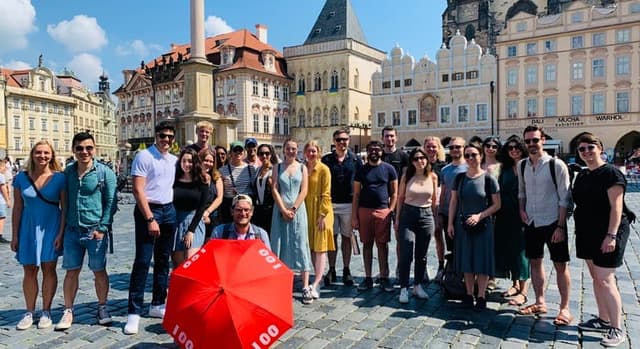 Welcome to Prague: Old Town, Jewish Quarter & Charles Bridge Freetour 