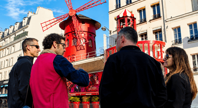 Montmartre Paris Free Tour: Moulin Rouge to Sacre Coeur 