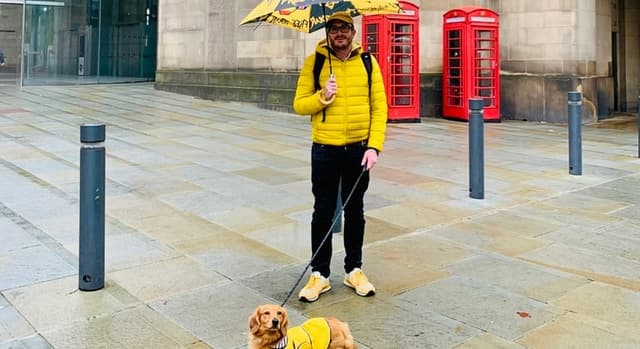 Must-do Manchester Free Tour with World Famous Dog Salchicha