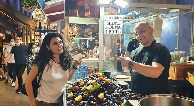 Istanbul Culinary Tour: Local Tavern & Gourmet Street Foods
