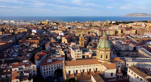 Palermo Tour: Colorful Markets and Unique Monuments
