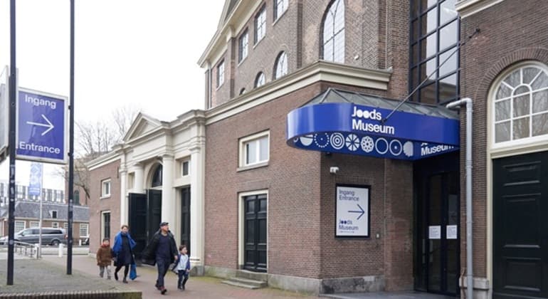 Explore the Heart of Amsterdam's Jewish Heritage Tour