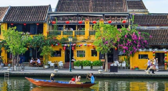 Hoi An Ancient Town Small Group Free Tour