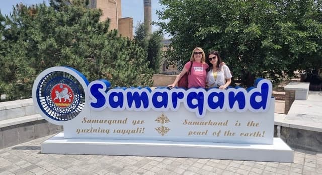 Spanish Tour of Samarkand with a Professional Guide