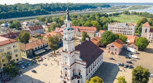 Kaunas Old Town Sightseeing Tour