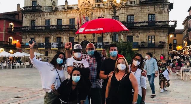 León Tour with Local Guides