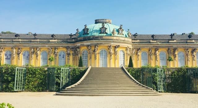 Potsdam Free Tour