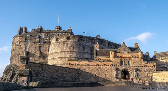 Edinburgh Guided Old Town Free Tour