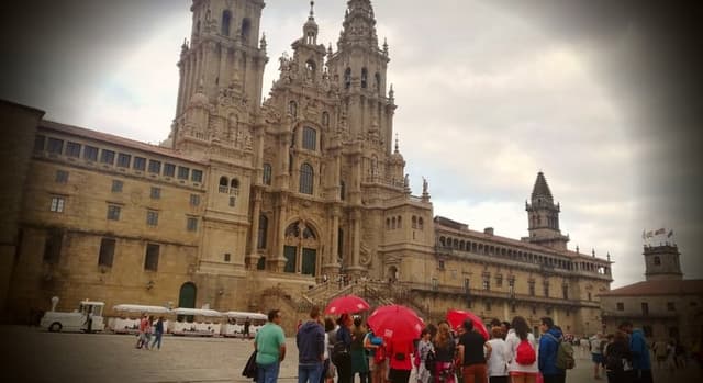 Historic Center Santiago de Compostela Guided Tour