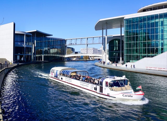Berlin Sightseeing Cruise