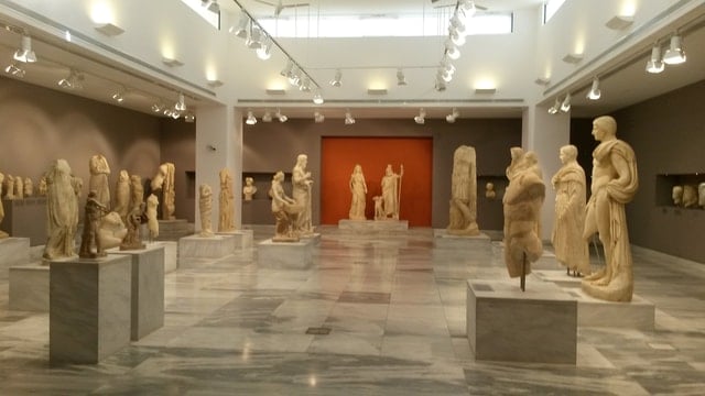 Heraklion Archaeological Museum Tour