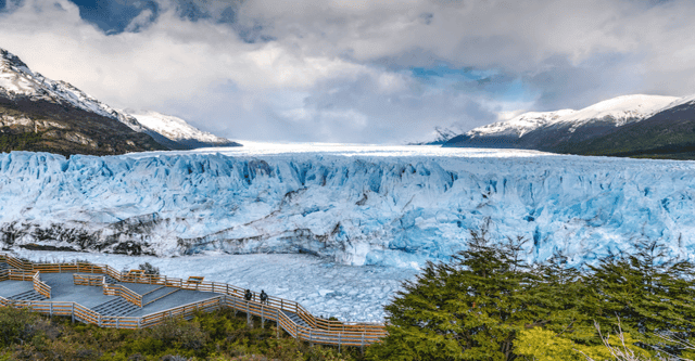 Perito Moreno Glacier Tour