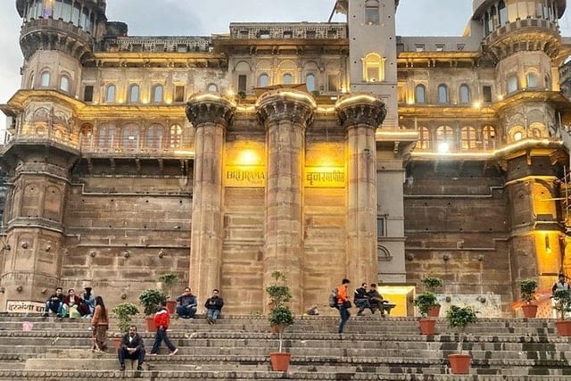 Varanasi City Highlights & Ganges Cruise Day Tour