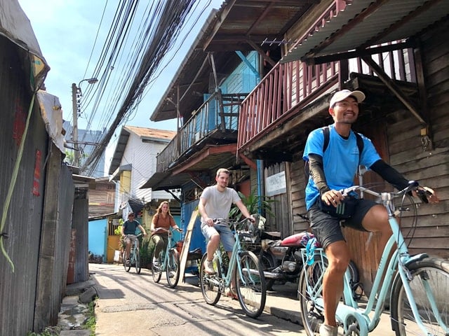 Bangkok Night Bike Tour