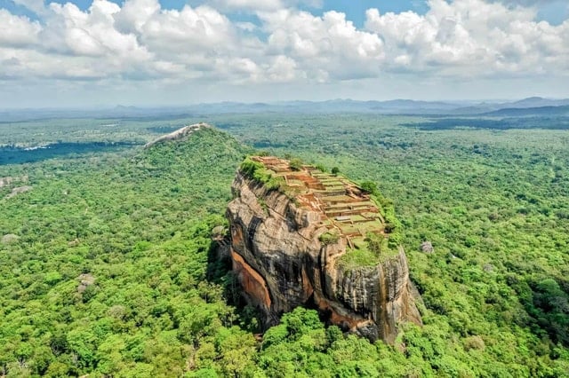 Sigiriya & Kandy Day Tour