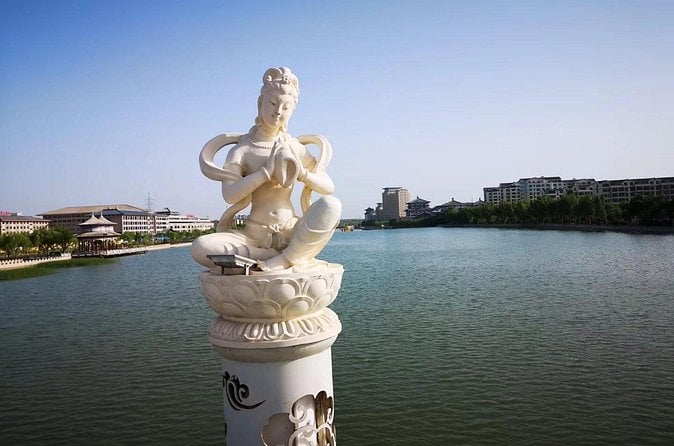 Discover Dunhuang: Silk Road