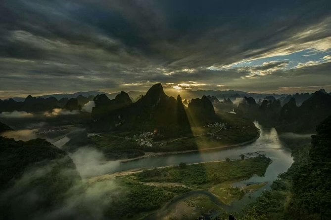 Xianggong Mountain Sunrise Tour