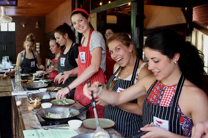 Thai Kitchen Cooking Class in Hua Hin