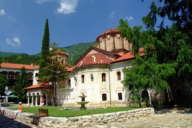 Bachkovo Monastery & Asen's Fortress Day Trip