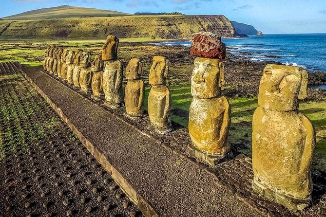 Easter Island Moai Tour