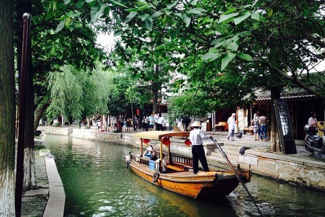 Shanghai City Highlights & Zhujiajiao Water Town