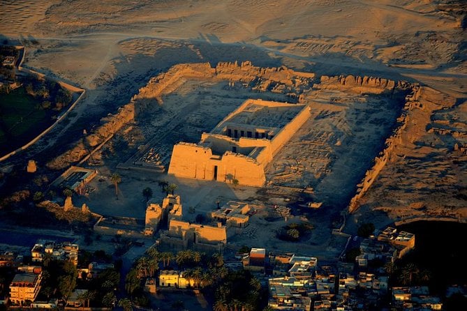 Dendera & Medinet Habu Tour