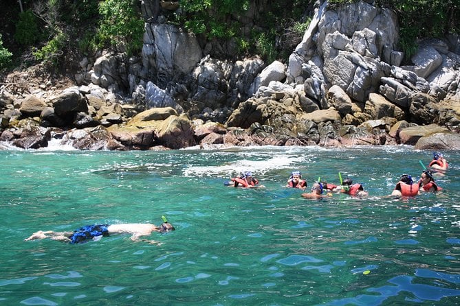 Huatulco Bays Tour