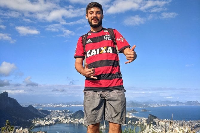 Dois Irmãos Hike