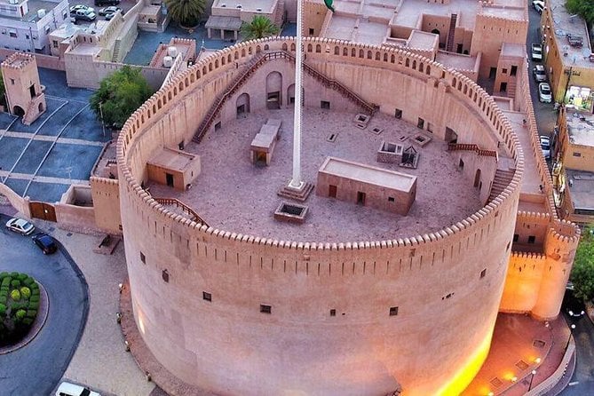 Muscat & Wadi Shab Private Tour