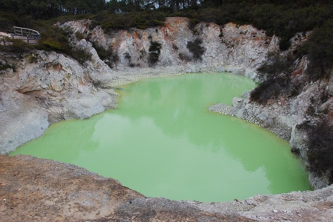Wai-O-Tapu Thermal Wonderland