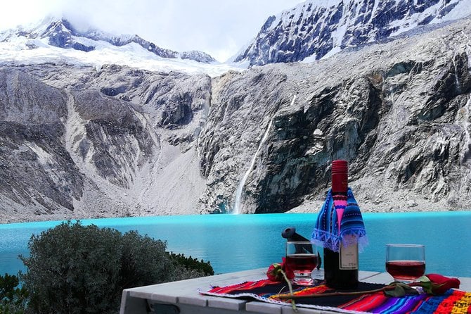 Laguna 69 Trek: Huaraz Adventure