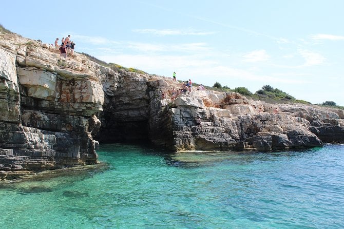 FUN E-BIKE RIDE at CAPE KAMENENJAK
