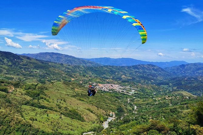 Guacaica Jungle Paragliding: Medellín Flight