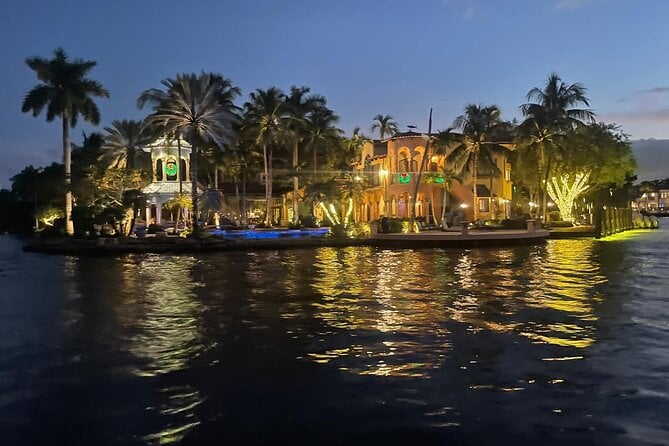Holiday Lights Cruise