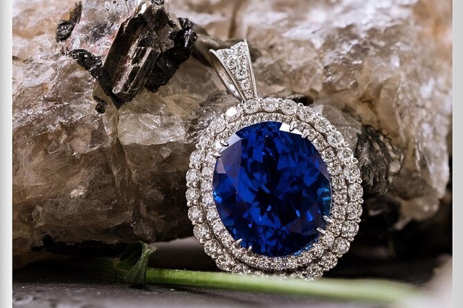 Tanzanite Mining Day Trip