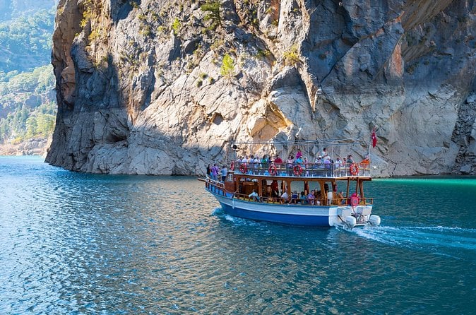 Green Canyon Boat Trip
