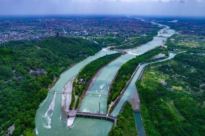 Dujiangyan Day Tour