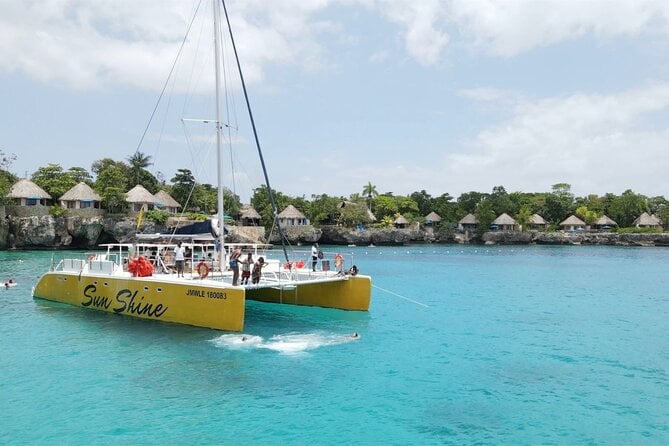 Negril Coastline Yacht Cruise