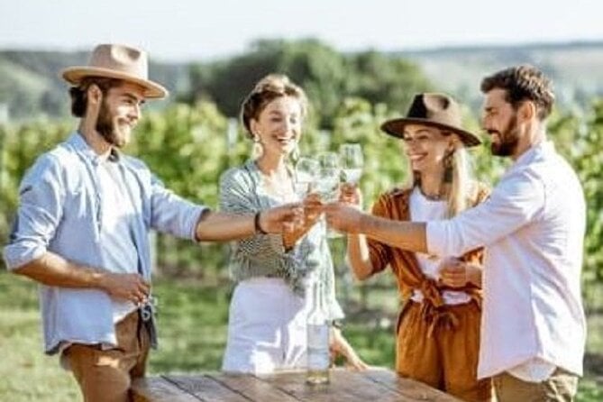 Tamborine Mountain Wine Tour