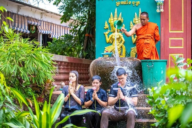 Siem Reap Buddhist Water Blessing