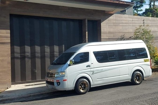 Seamless Tamarindo Airport Transfer