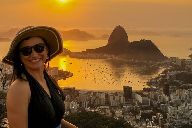 Mirante Dona Marta Sunrise Tour