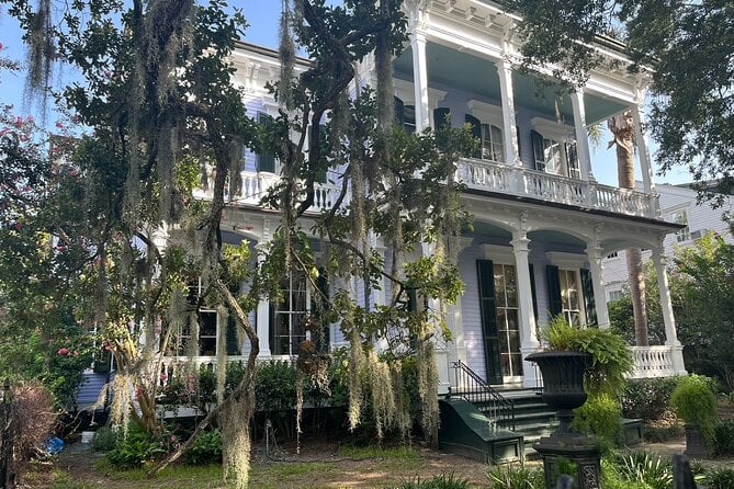 Garden District Walking Tour