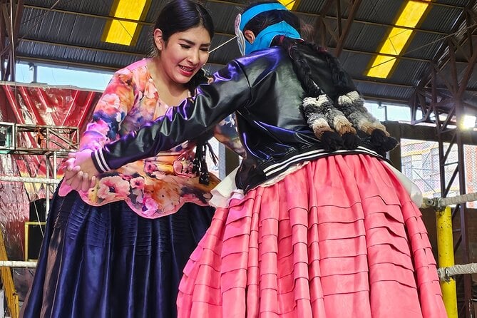 Cholitas Wrestling