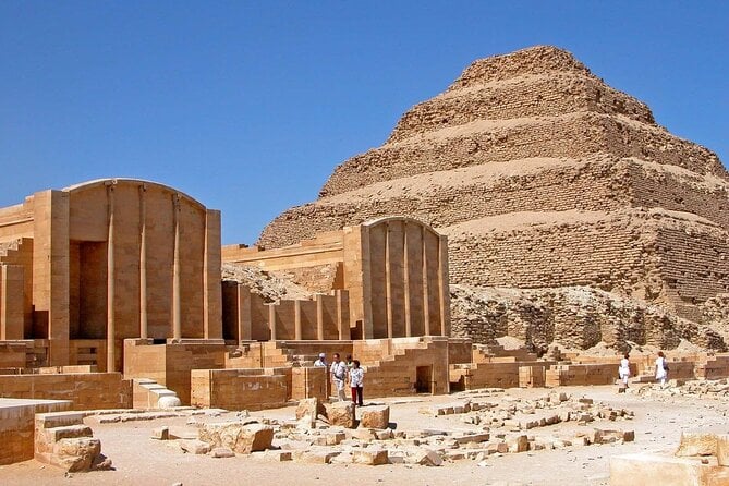 Giza Pyramids, Saqqara & Memphis Tour