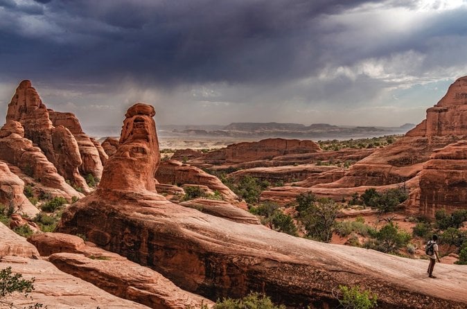 Arches National Park Tour: Epic Red Rock Views