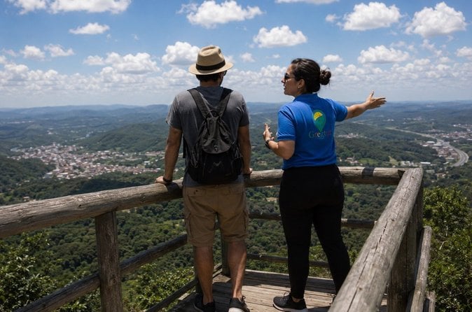 Pico do Jaraguá Summit Hike