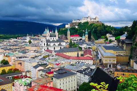 Self-Guided Tour of Salzburg: Stories, Photo Spots & Desserts
