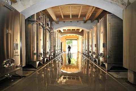Full day Wine Tour around Luberon from Aix en Provence