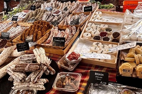 Lunch in Provence: Discovering Local Flavors in Aix-en-Provence